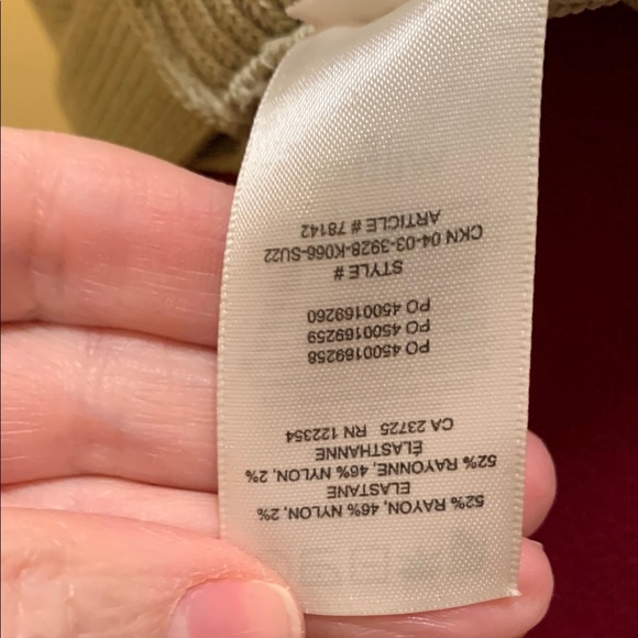 Wilfred Cayenne Halter Crop Top with ties in the back - Picture 7 of 13